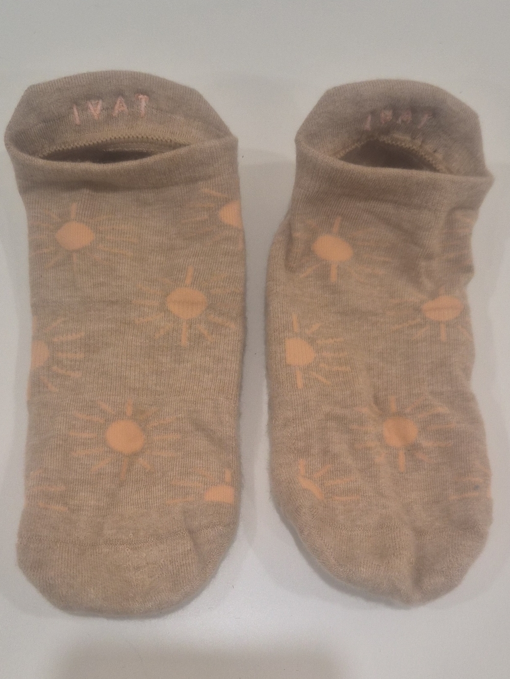 TAVI Sun Pattern Savy Grip Socks